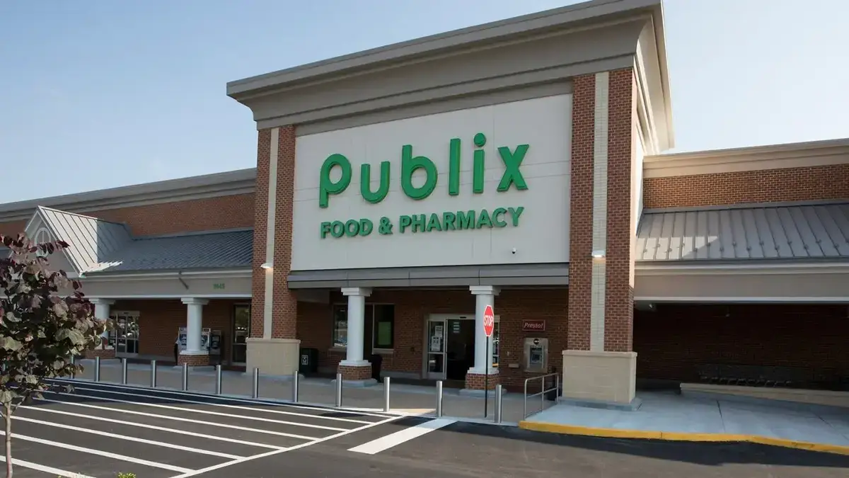 Publix ranked 133rd on Forbes' list of best employers for women, showing commitment to inclusivity and growth in a diverse workplace.