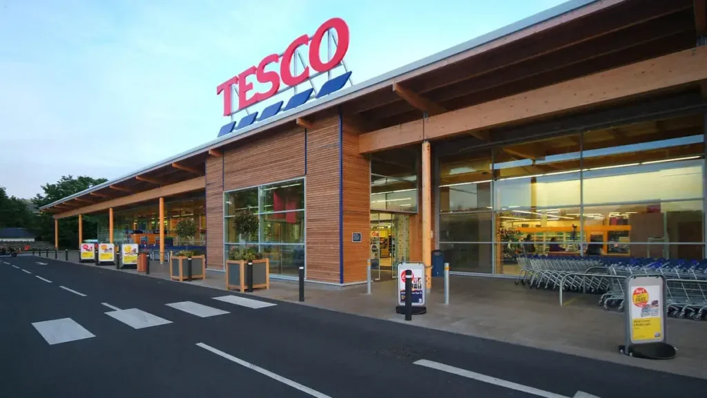 Find the right shopping time with Tesco Opening Times. Learn about peak hours, holiday schedules, and COVID-19 adjustments for a smoother experience.