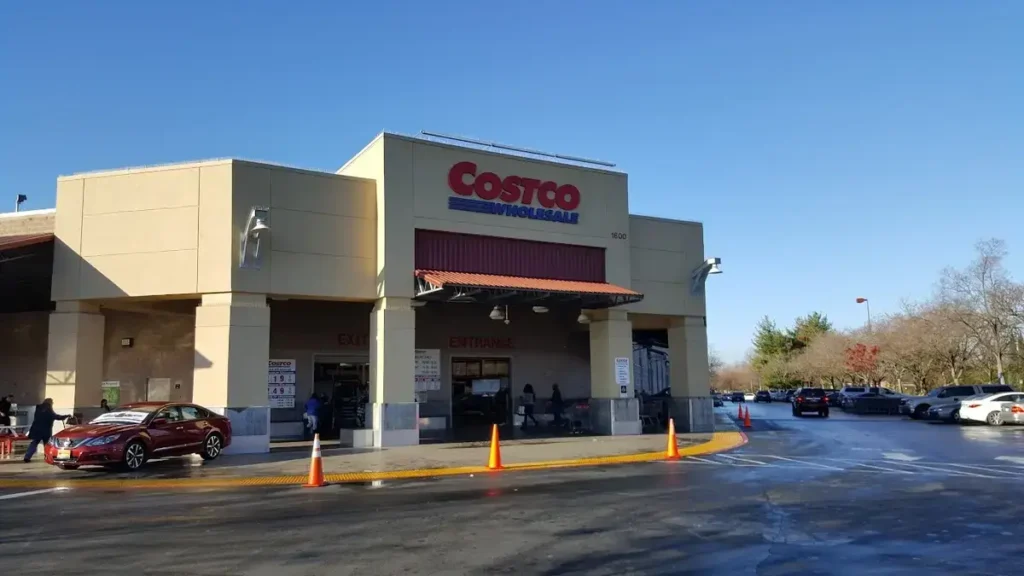 Discover Costco Hours Sacramento, CA - Plan your shopping adventure! Get the best deals on items like chicken, gas, and more. Open daily.