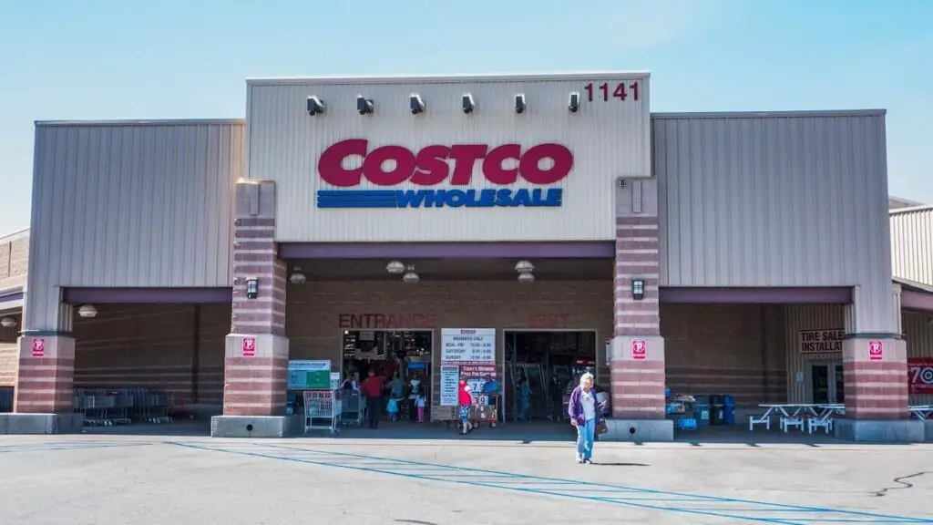 Discover Costco Hours Lancaster CA: Best time to shop, opening hours, holiday closures, and contact information for hassle-free shopping in 2023.